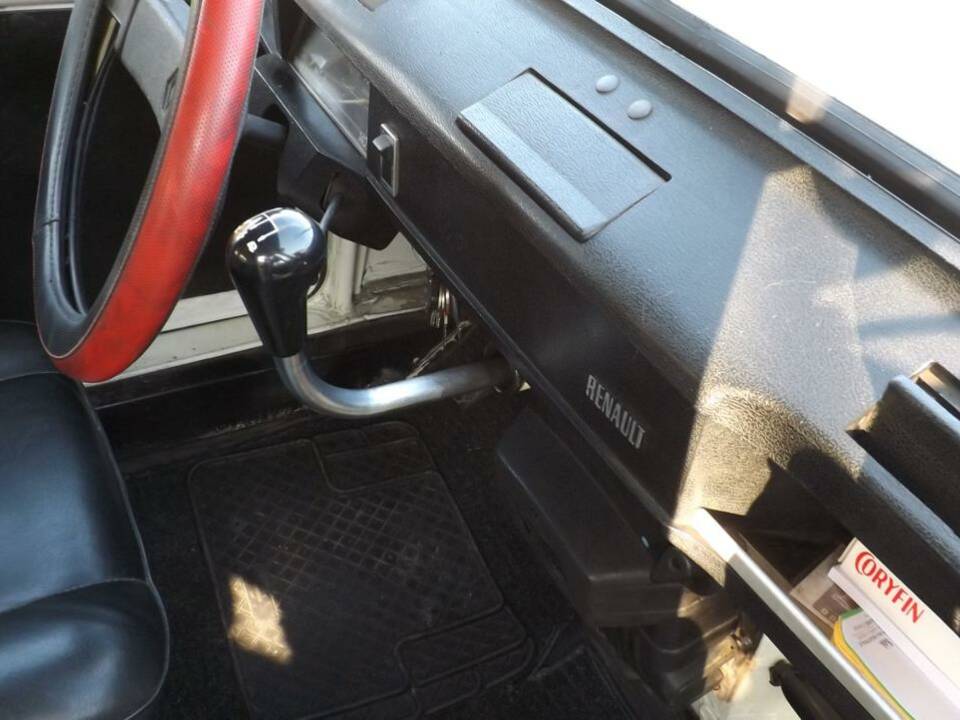 Imagen 41/44 de Renault R 4 F4 (1982)