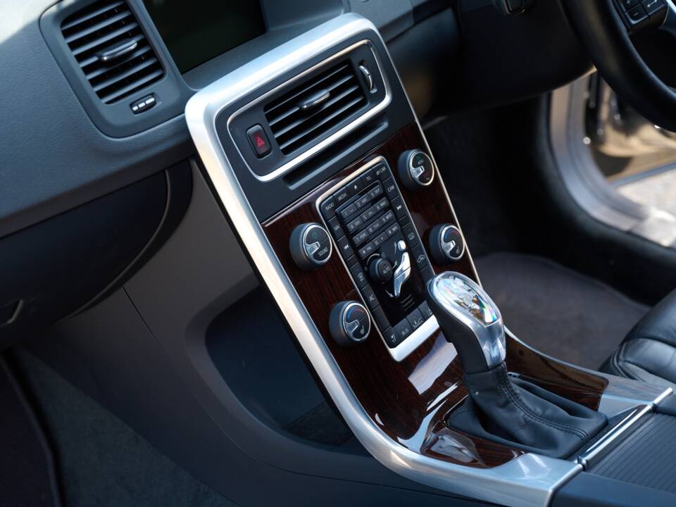 Immagine 35/47 di Volvo V60 T6 (2012)