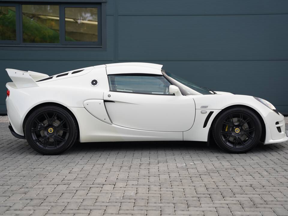 Image 3/50 of Lotus Exige S 240 (2010)