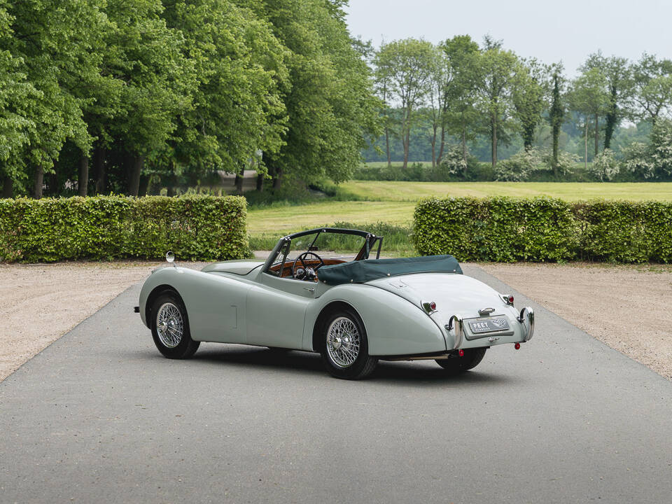 Imagen 5/52 de Jaguar XK 120 DHC (1953)