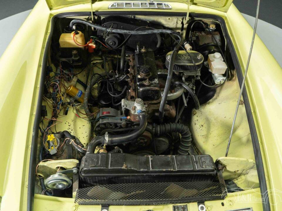 Image 18/19 de MG MGB (1977)