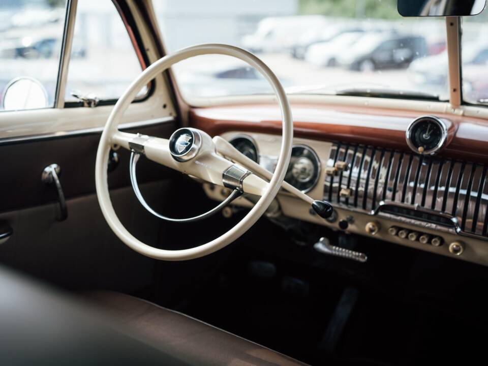 Bild 14/29 von Chevrolet Deluxe Styleline (1952)