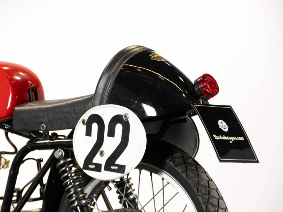 Immagine 26/50 di Gilera 175 Sport (1956)