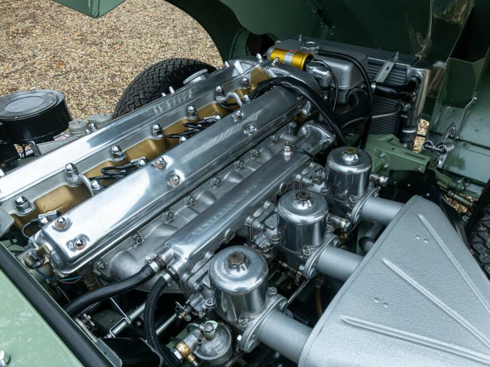 Imagen 4/50 de Jaguar E-Type 4.2 (1967)