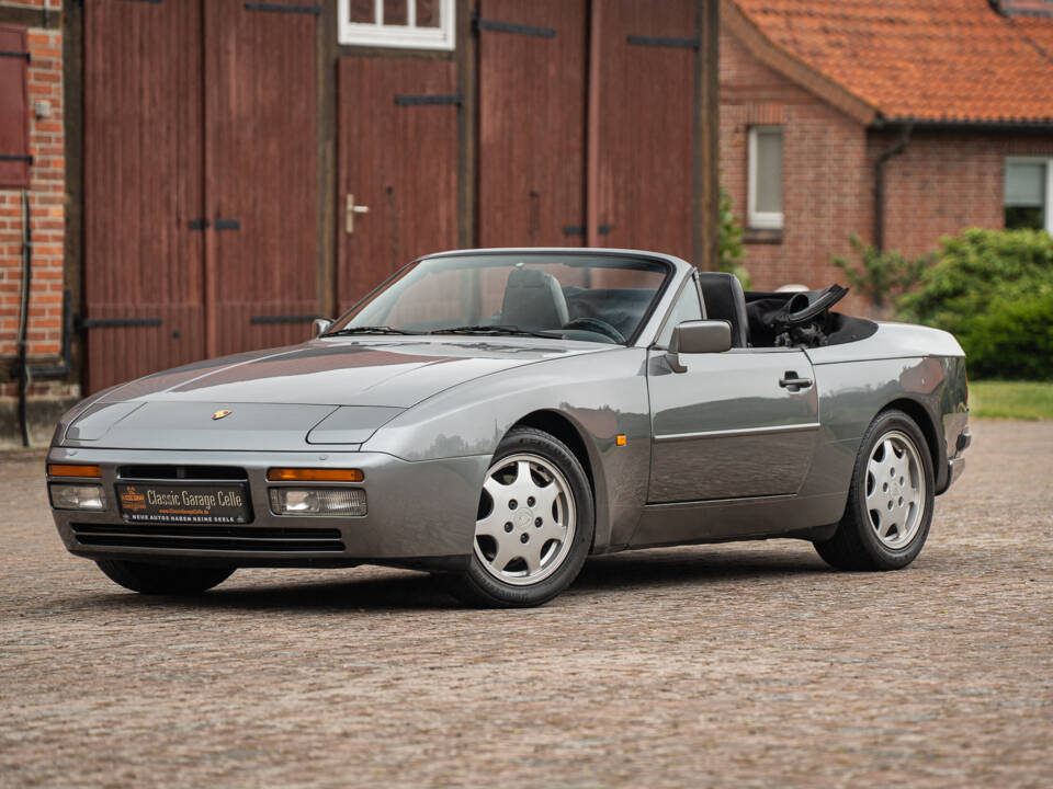 Image 3/42 de Porsche 944 S2 (1991)