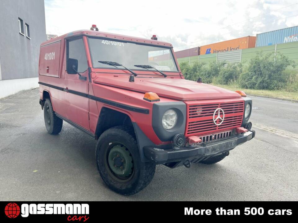 Image 2/15 of Mercedes-Benz 250 GD Wolf (LWB) (1994)