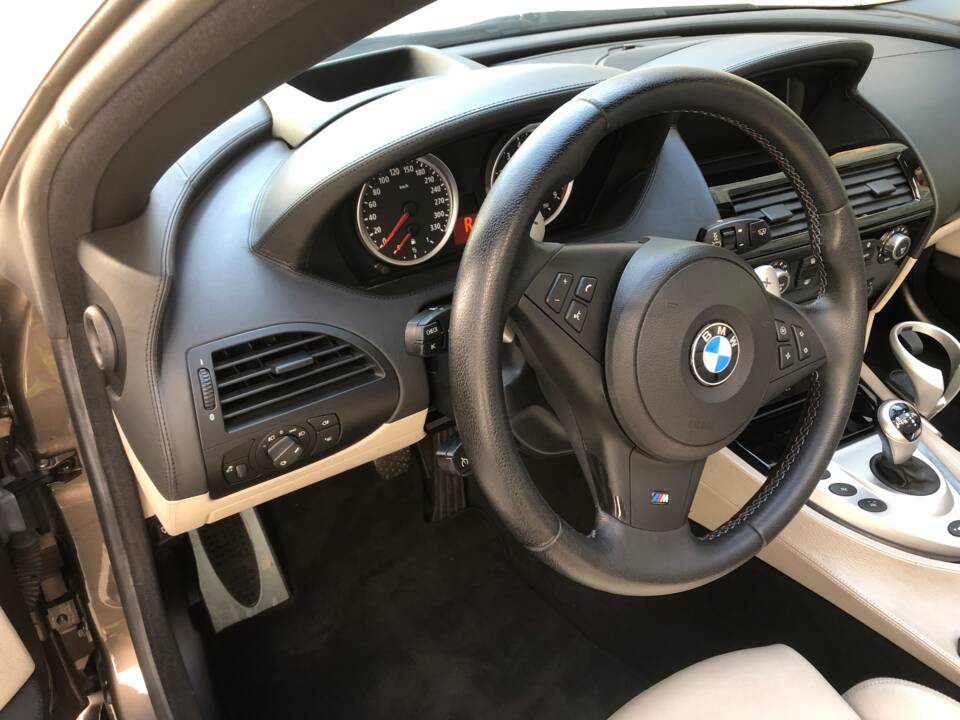 Bild 11/22 von BMW M6 (2006)