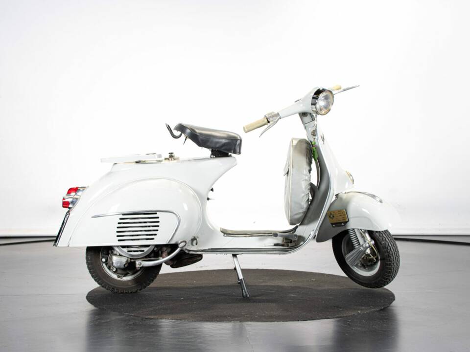 Immagine 5/50 di Piaggio Vespa 125 (1959)