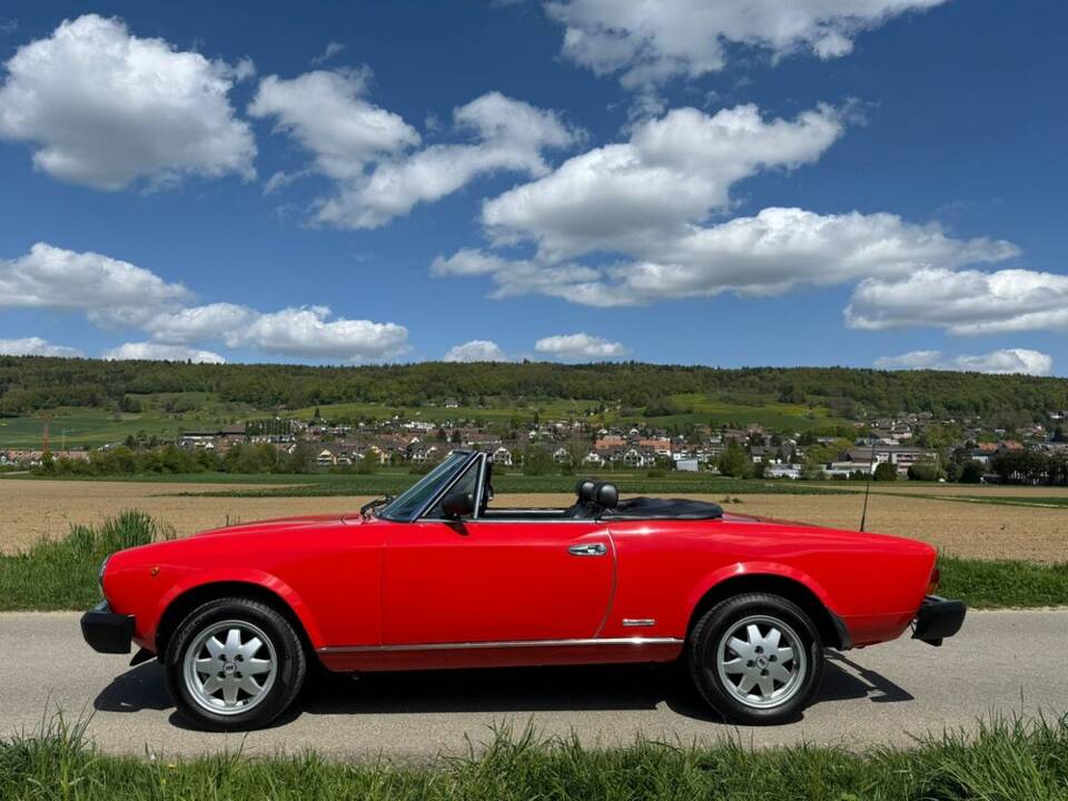 Bild 3/19 von FIAT 124 Spider DS (1986)