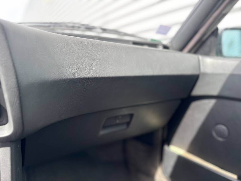 Image 25/79 of BMW M 635 CSi (1989)