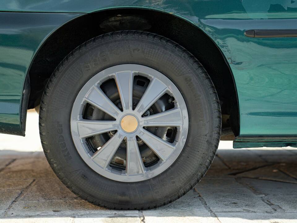 Image 10/46 de Hyundai Accent 1.3 (1997)