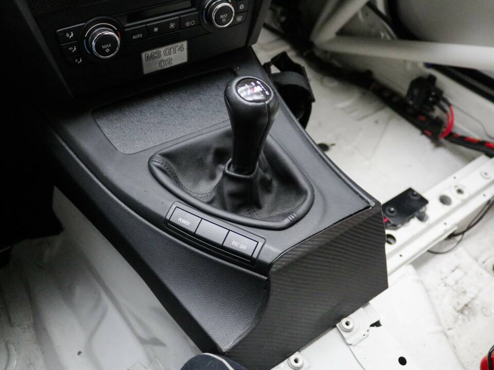 Afbeelding 16/29 van BMW M3 (2009)