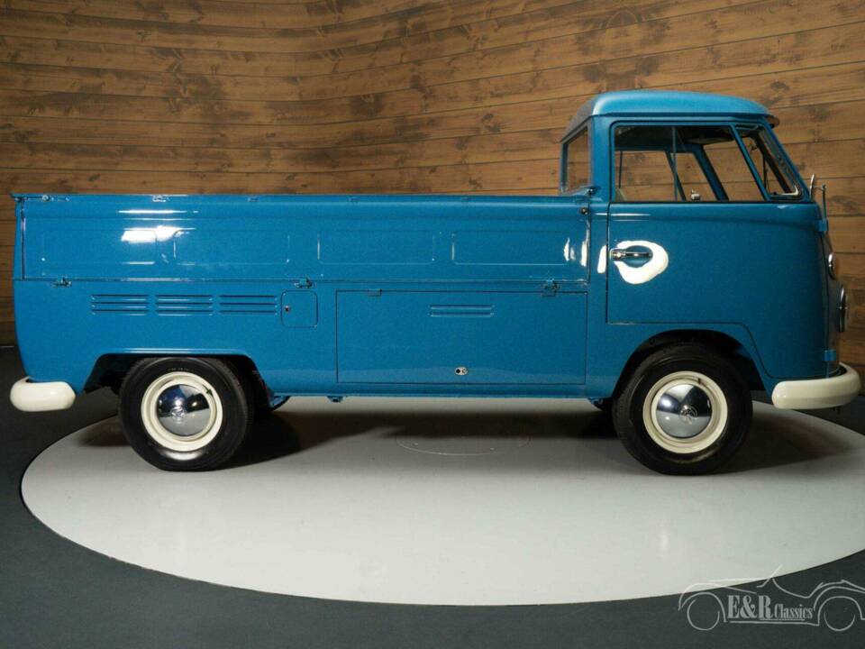 Immagine 9/19 di Volkswagen T1 pickup double cabin (1966)