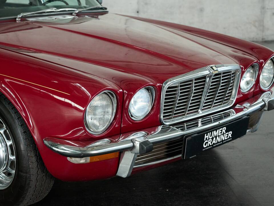 Bild 23/50 von Jaguar XJ 6 L 4.2 (1974)