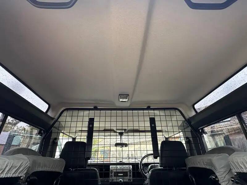 Bild 11/12 von Land Rover Defender 90 Heritage (2006)