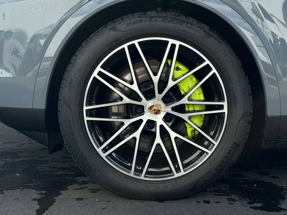 Bild 7/8 von Porsche Cayenne Coupé E-Hybrid (2024)