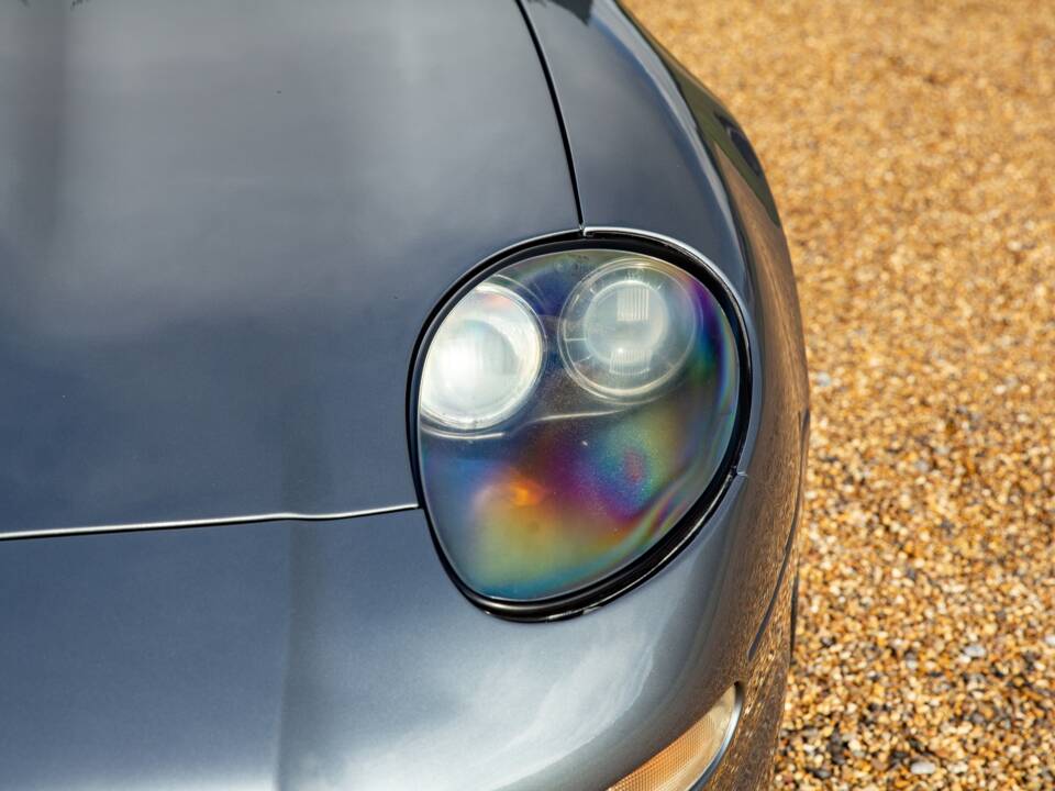 Bild 17/32 von Aston Martin DB 7 Vantage Prototype (1995)