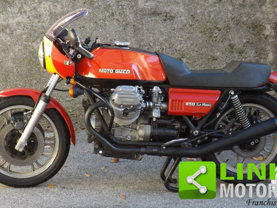 Afbeelding 1/10 van Moto Guzzi DUMMY (1976)