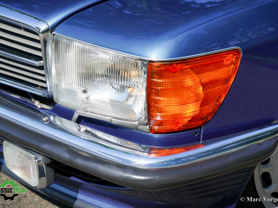 Immagine 26/60 di Mercedes-Benz 420 SL (1987)
