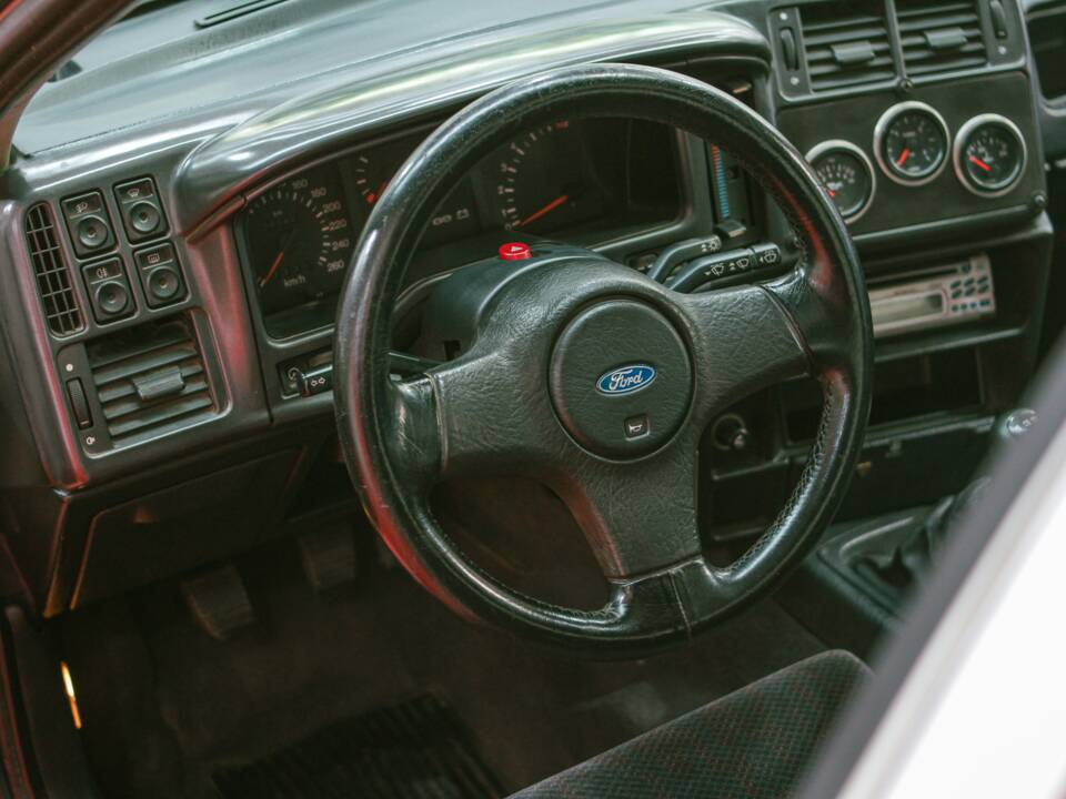 Afbeelding 16/37 van Ford Sierra Cosworth 4x4 (1991)