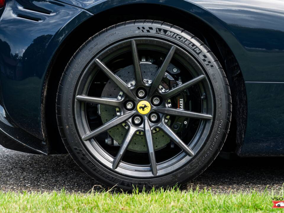 Bild 49/56 von Ferrari SF90 Assetto Fiorano (2021)