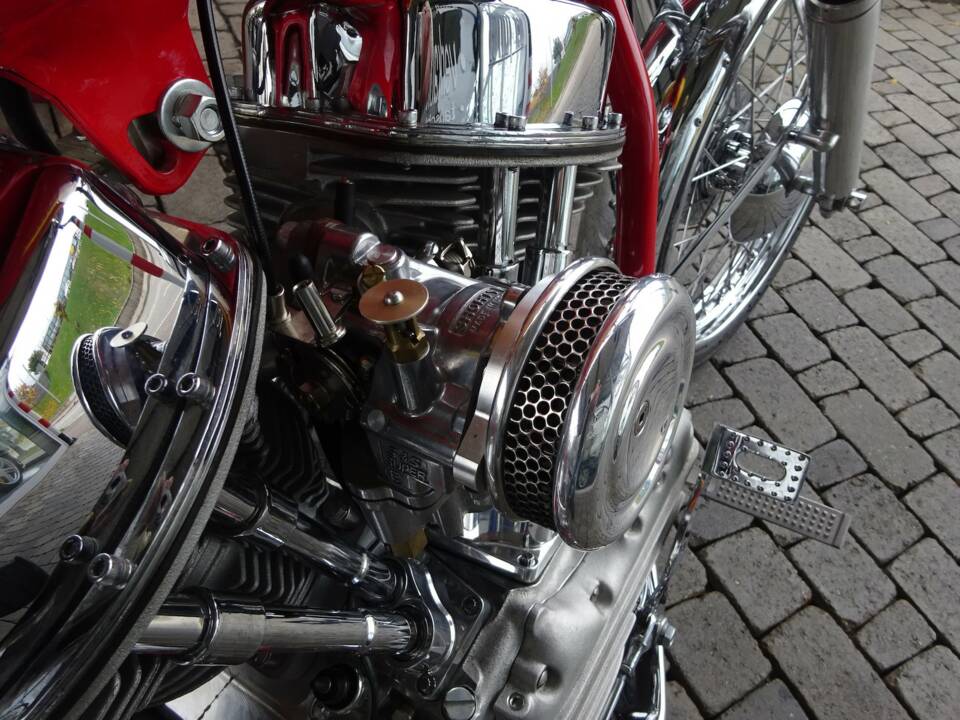Immagine 11/15 di Harley-Davidson FL Panhead (1953)