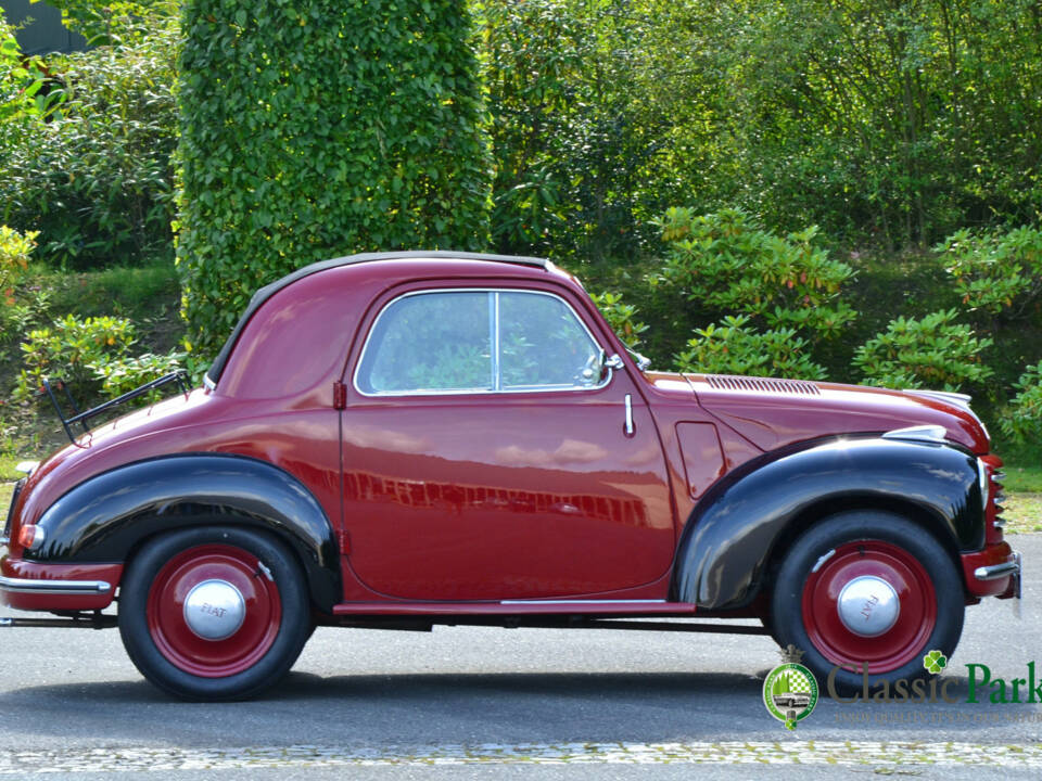 Bild 17/50 von FIAT 500 C Topolino (1952)