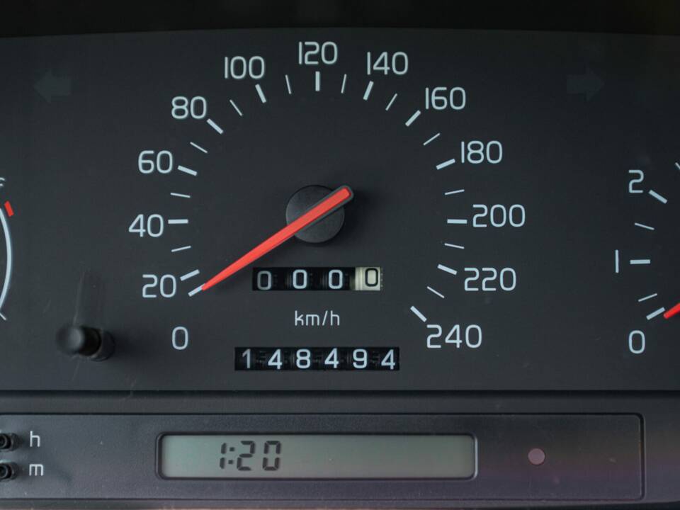 Obraz 39/48 pojazdu Volvo 850 2.0 20V (1992)