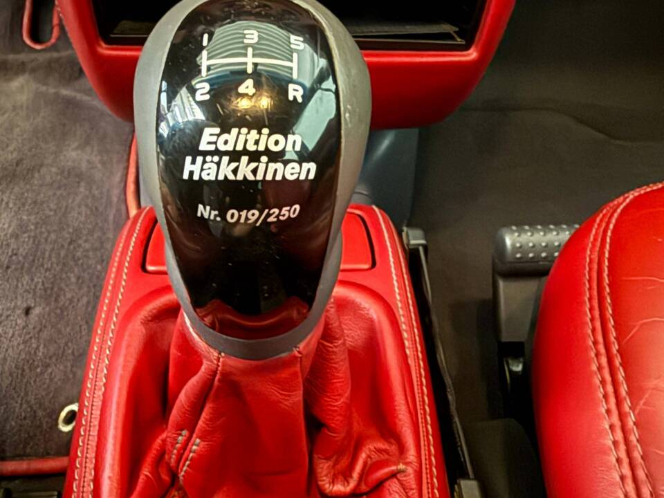 Image 12/21 of Mercedes-Benz A 160 "F1 Häkkinen Edition" (1998)