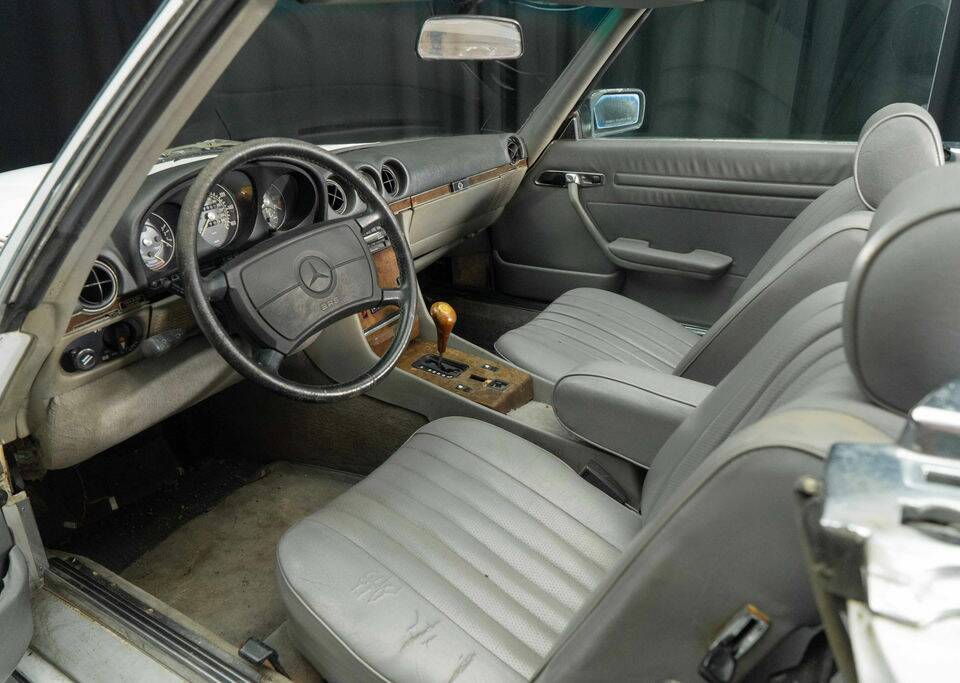 Immagine 2/8 di Mercedes-Benz 560 SL (1987)