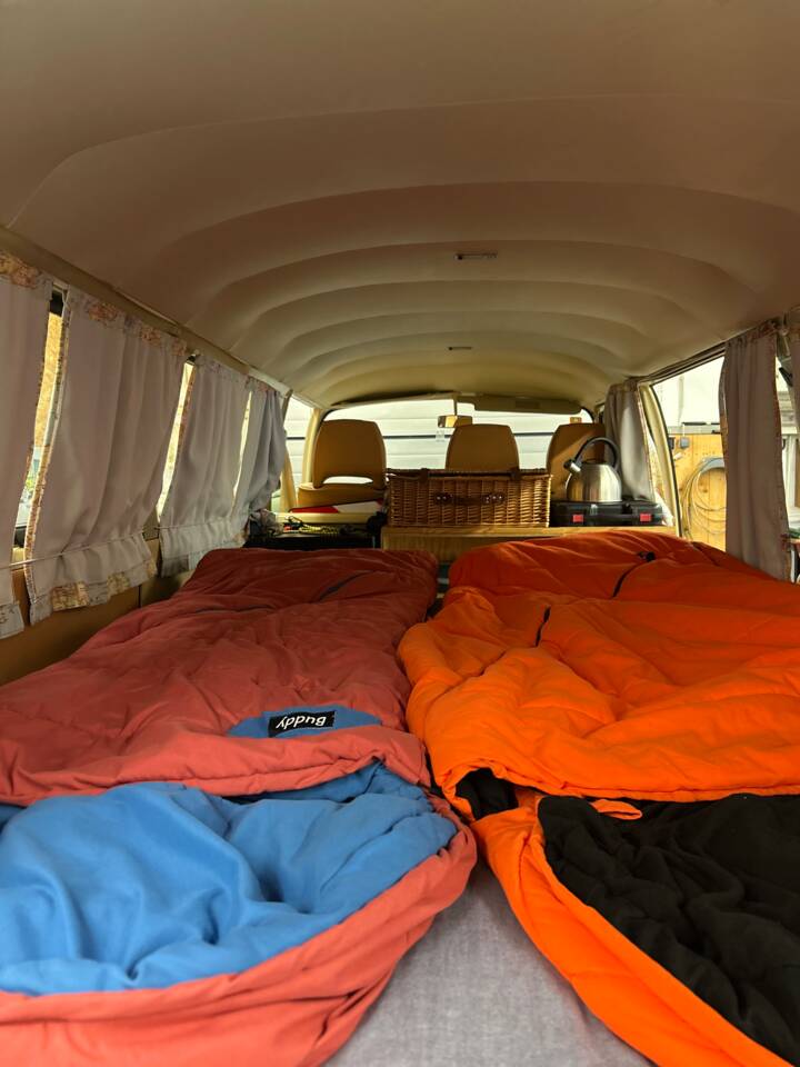 Imagen 6/10 de Volkswagen T2b minibus (1978)
