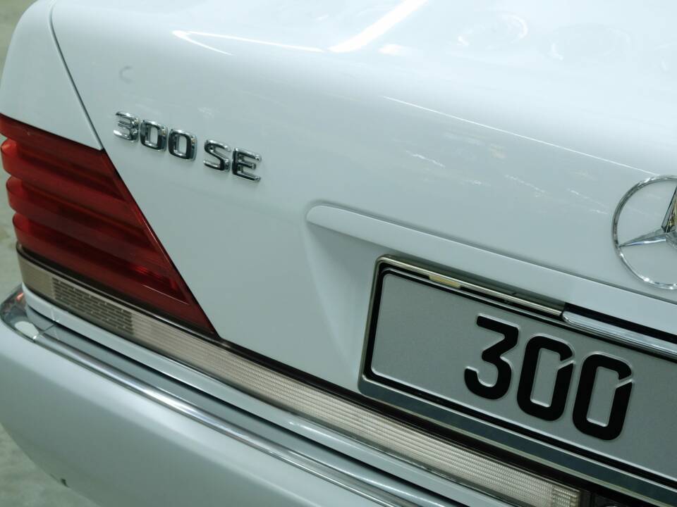 Bild 15/50 von Mercedes-Benz 300 SE (1992)