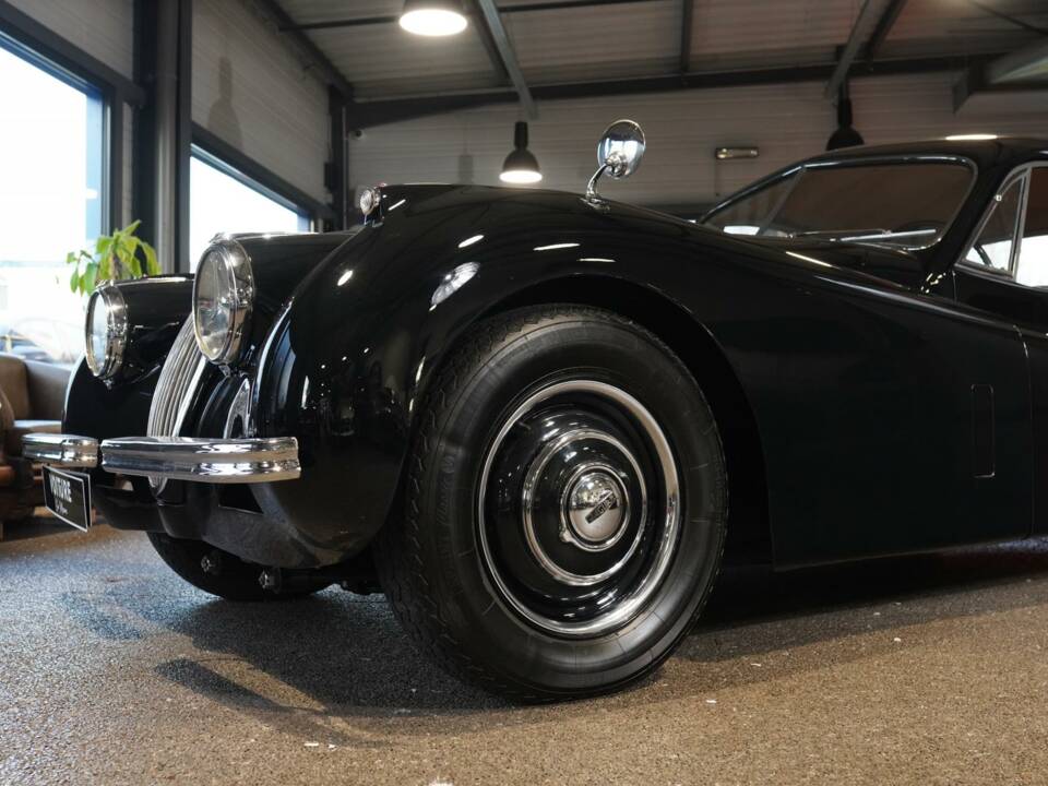 Afbeelding 7/22 van Jaguar XK 120 FHC (1960)