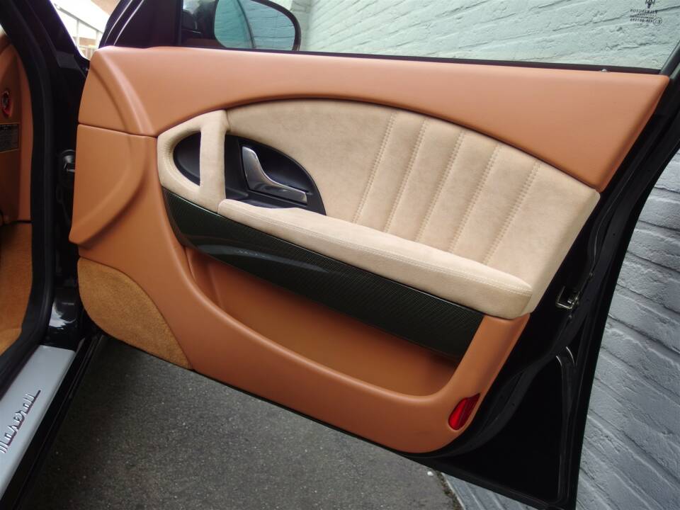 Bild 55/95 von Maserati Quattroporte 4.2 (2009)