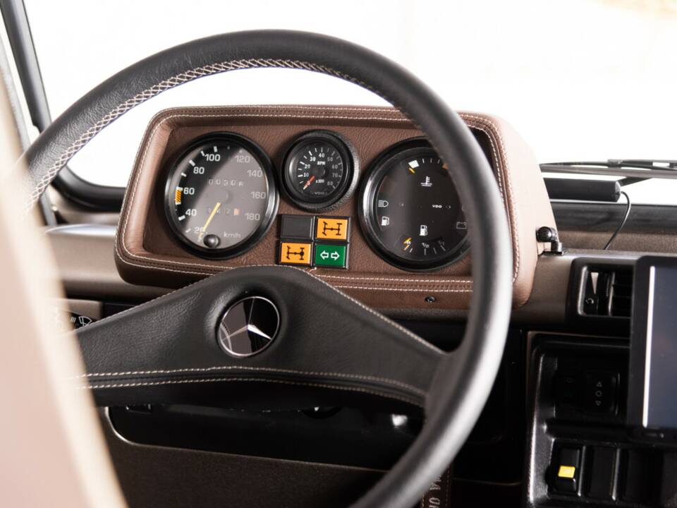 Image 41/50 of Steyr-Puch 230 GE (LWB) (1993)