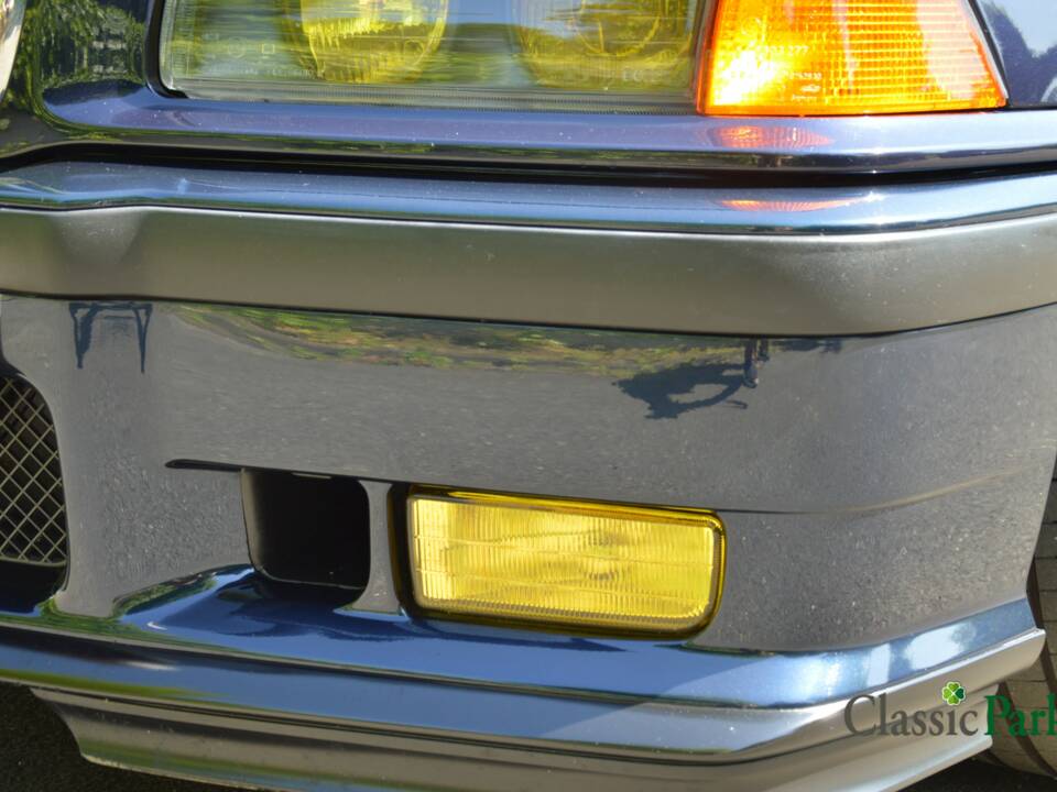Image 39/50 de BMW 323i (1998)