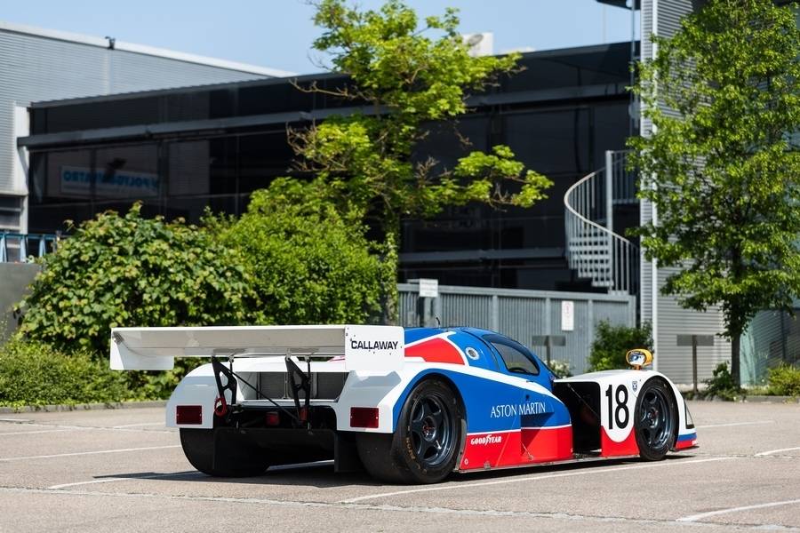 Image 25/50 of Aston Martin AMR1 (1989)