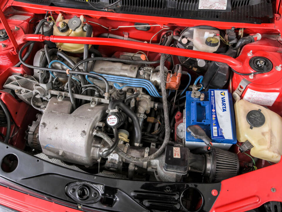 Image 40/50 of Peugeot 205 GTi 1.6 (1986)