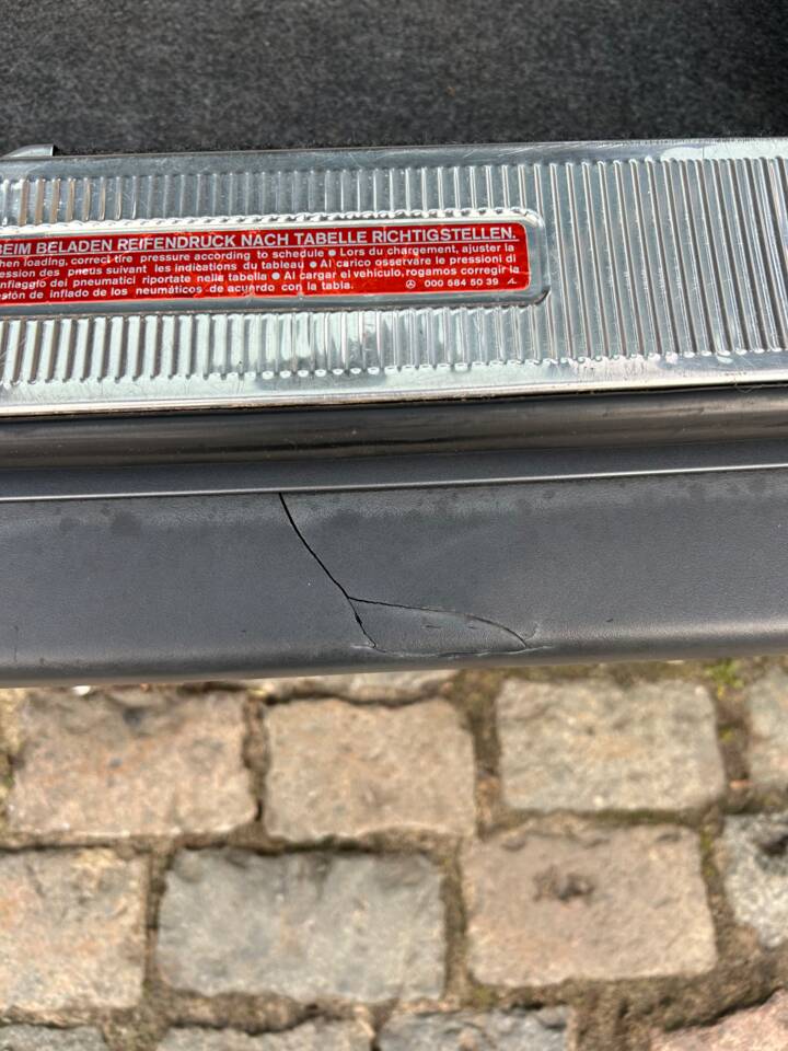 Image 21/21 of Mercedes-Benz 300 TE 4-Matic (1992)