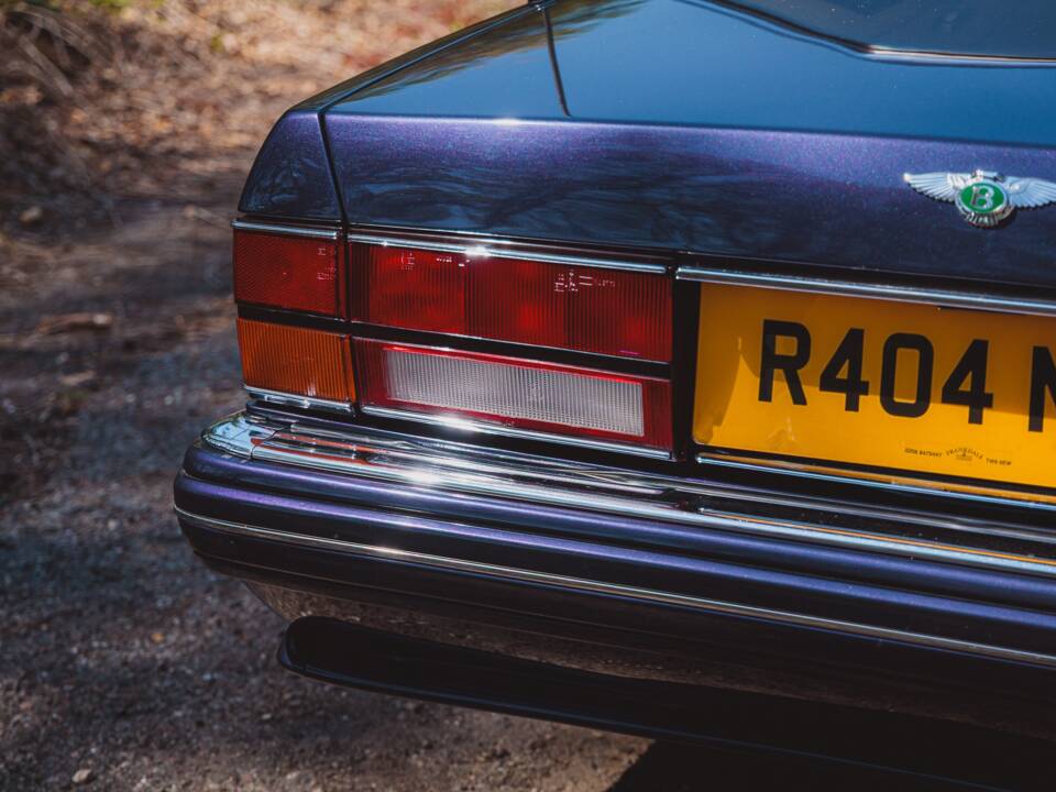Bild 34/50 von Bentley Brooklands R Mulliner (1998)