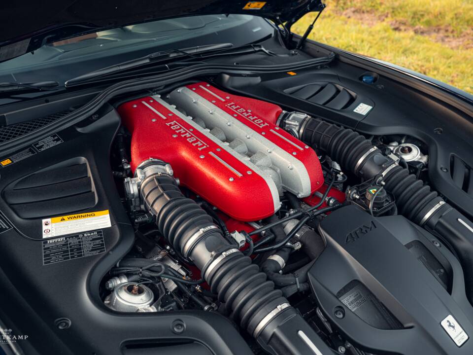 Bild 12/12 von Ferrari GTC4Lusso (2016)