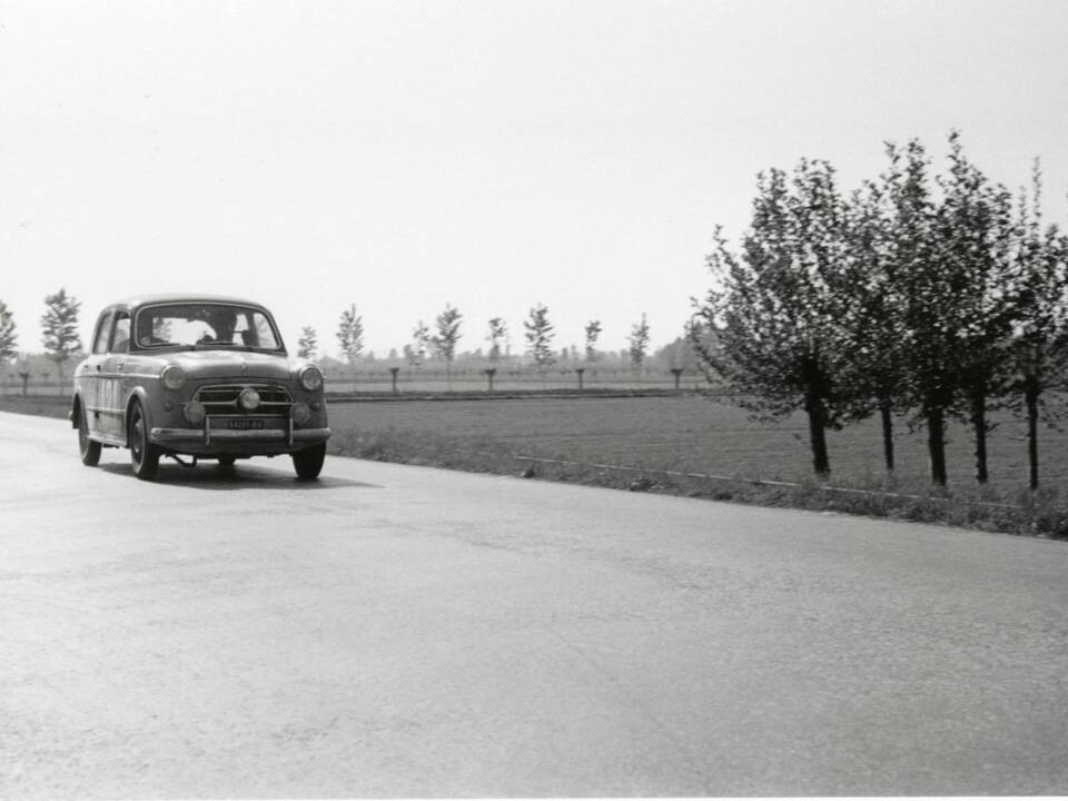 Imagen 17/48 de FIAT 1100-103 TV (1954)