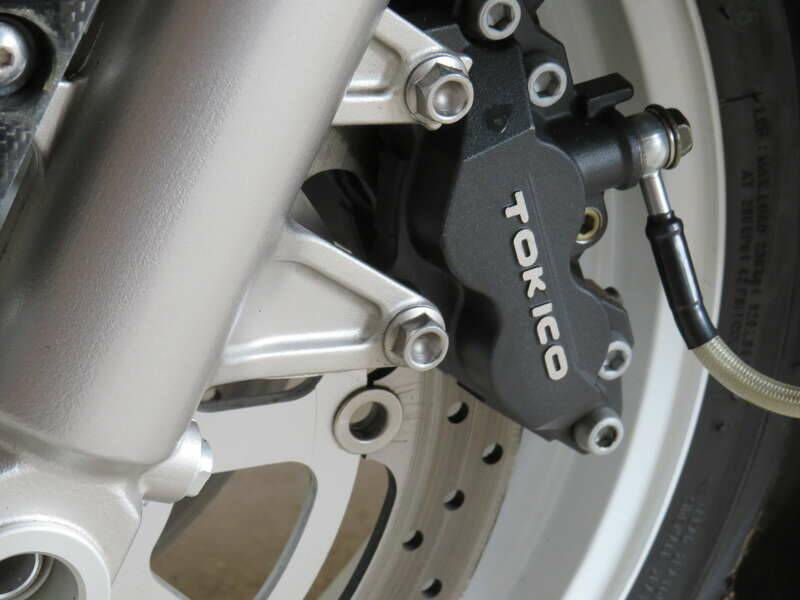 Bild 31/37 von Suzuki DUMMY (2002)