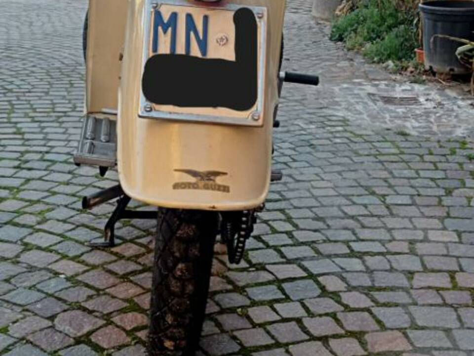 Image 7/8 of Moto Guzzi DUMMY (1960)