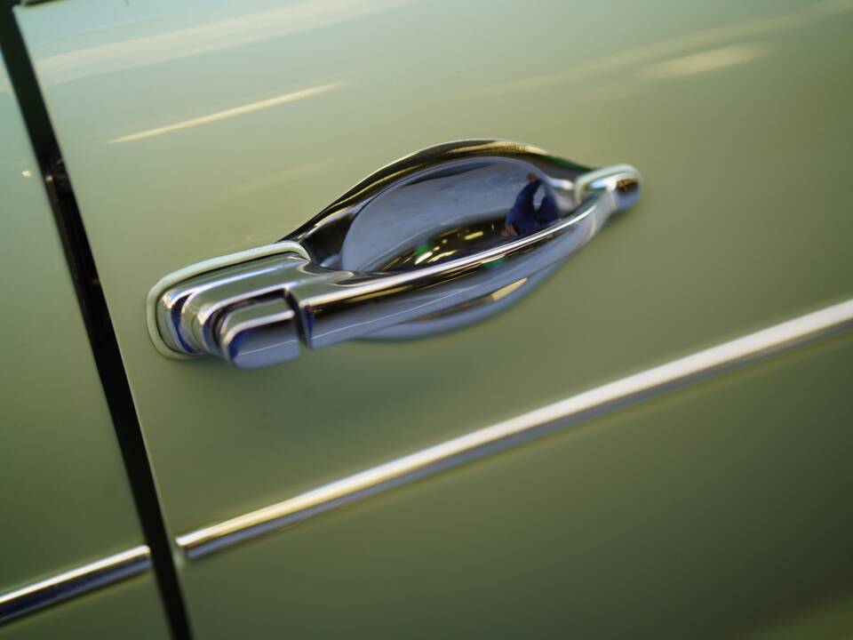 Image 46/83 of Borgward Isabella (1959)