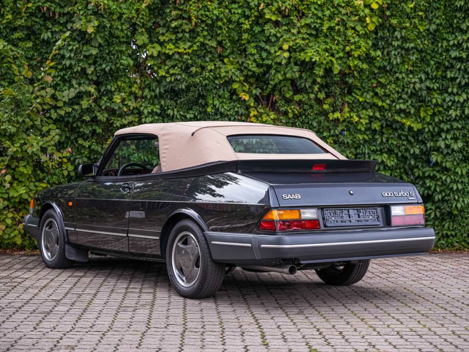 Image 21/89 of Saab 900 Turbo S 16V (1993)