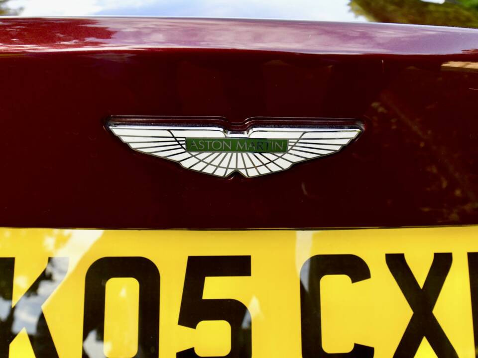 Bild 37/50 von Aston Martin DB 9 (2005)