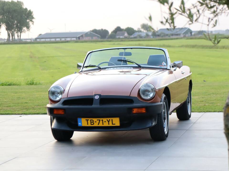 Image 39/50 of MG MGB Limited Edition (1981)