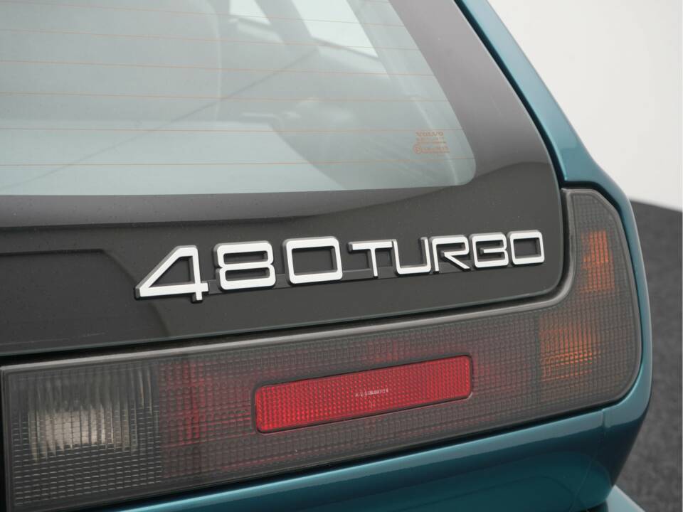 Image 33/42 of Volvo 480 Turbo (1992)