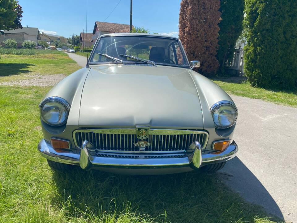 Bild 2/5 von MG MGB GT (1969)